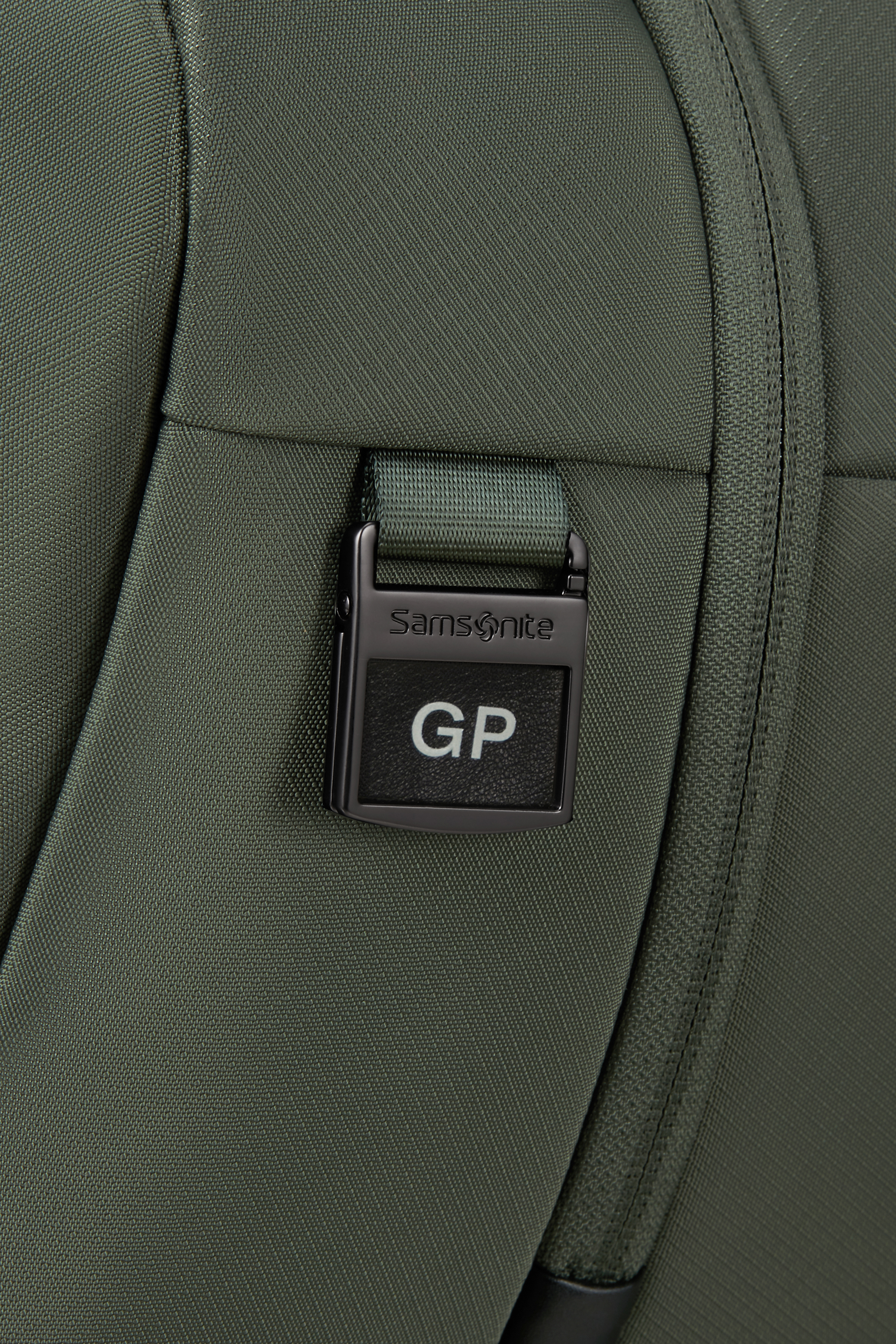 PARALUX 003 GEANTA CALATORIE 49 CM OLIVE